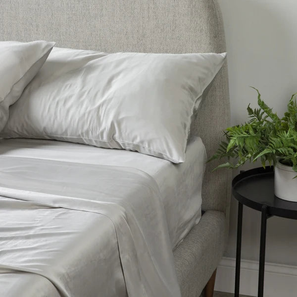 Bedroom-Light-Gray-1