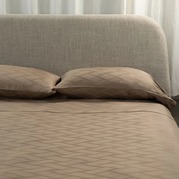 Walnut_bedroom_sheet_2